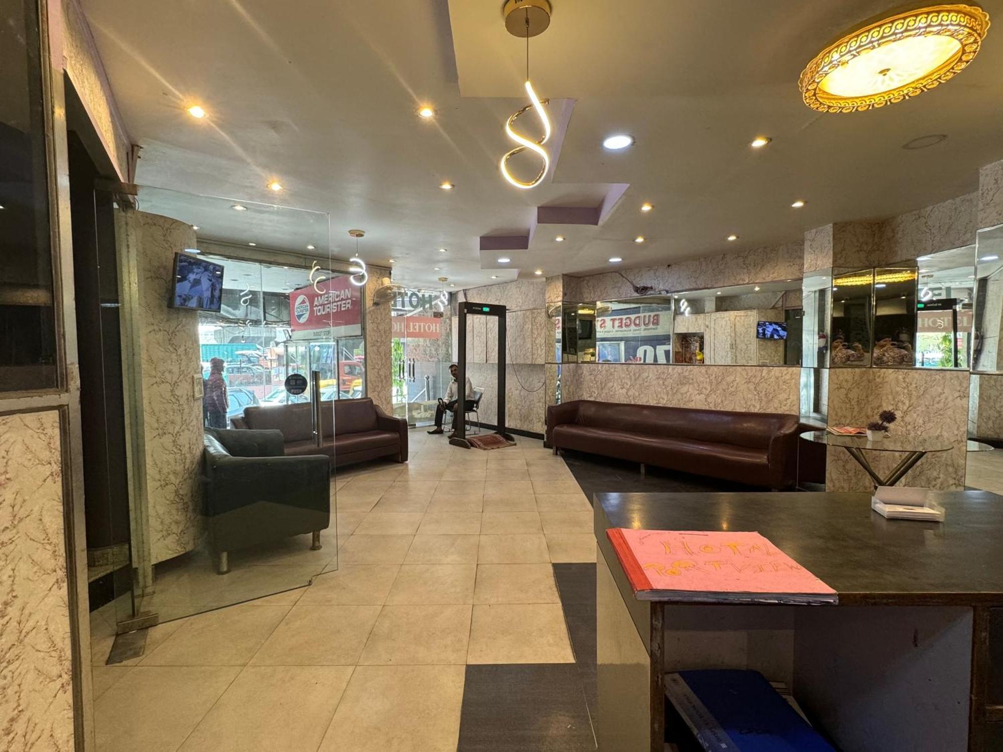 Airport Hotel Port View Yeni Delhi Dış mekan fotoğraf