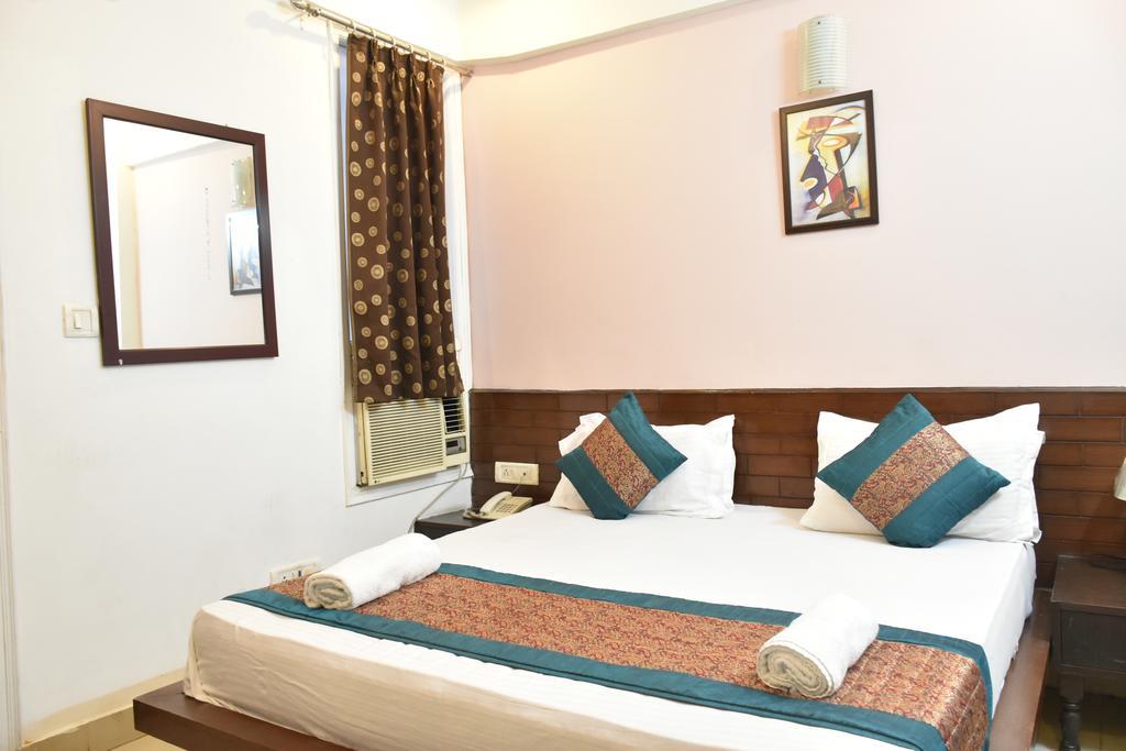 Airport Hotel Port View Yeni Delhi Dış mekan fotoğraf