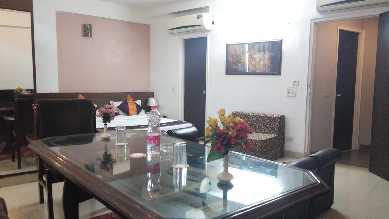 Airport Hotel Port View Yeni Delhi Oda fotoğraf